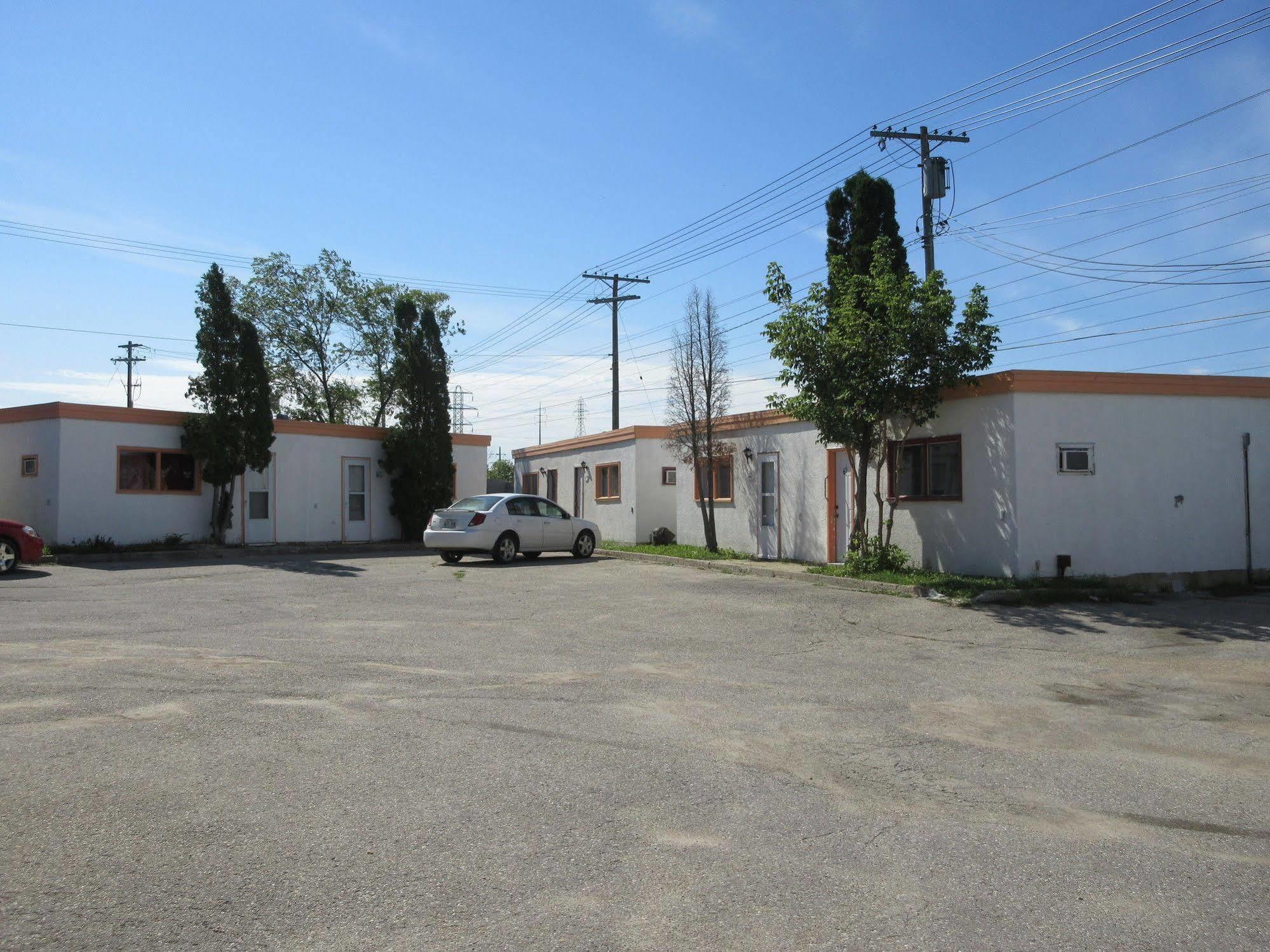 The Capri Motel ウィニペグ エクステリア 写真